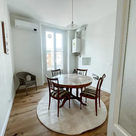 Villoresi - Large Flat Navigli, Apartment Milan
